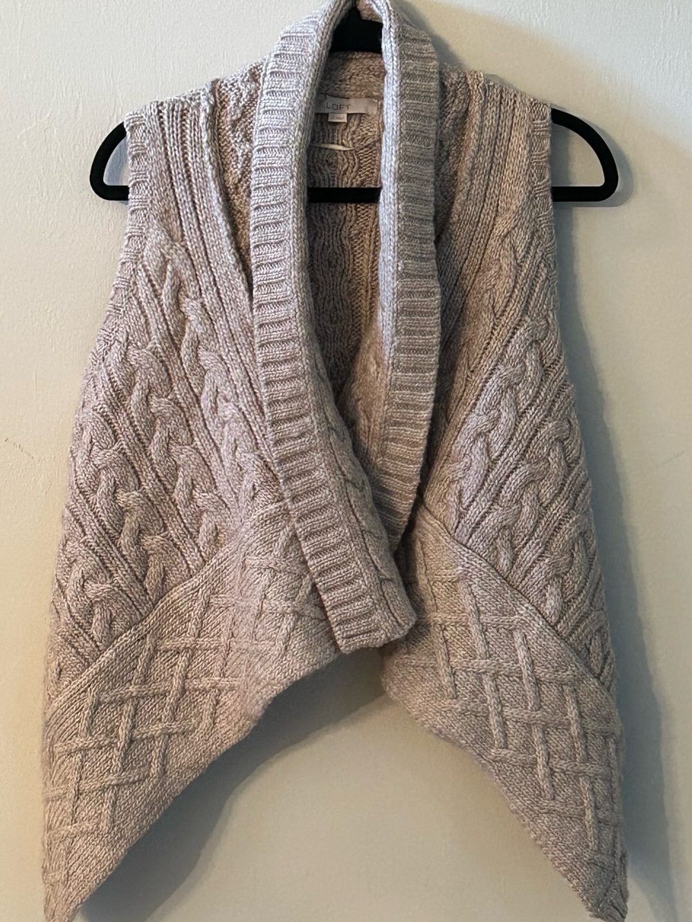 Ann Taylor Loft Women’s Asymmetric Vest Cable Knit Sweater Greige/Taupe Size M